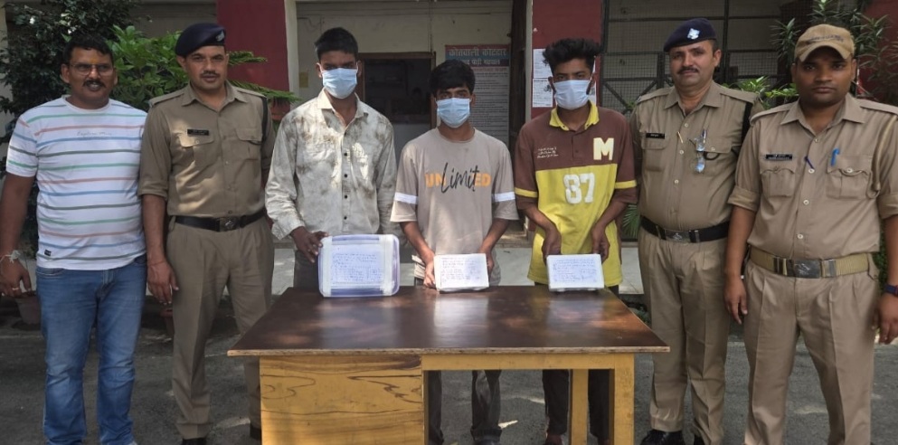 50 लाख से अधिक कीमत के जेवरात संग 3 शातिर नकबजन गिरफ्तार