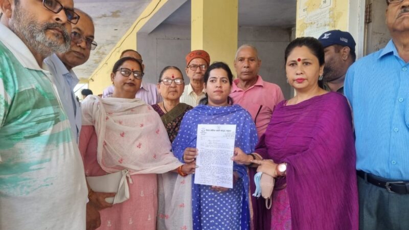 देवरामपुर (तल्ला मोटाढांक) में निर्दोष लोगों पर मुकदमे दर्ज करने पर भड़की कांग्रेस, डीएम को भेजा ज्ञापन