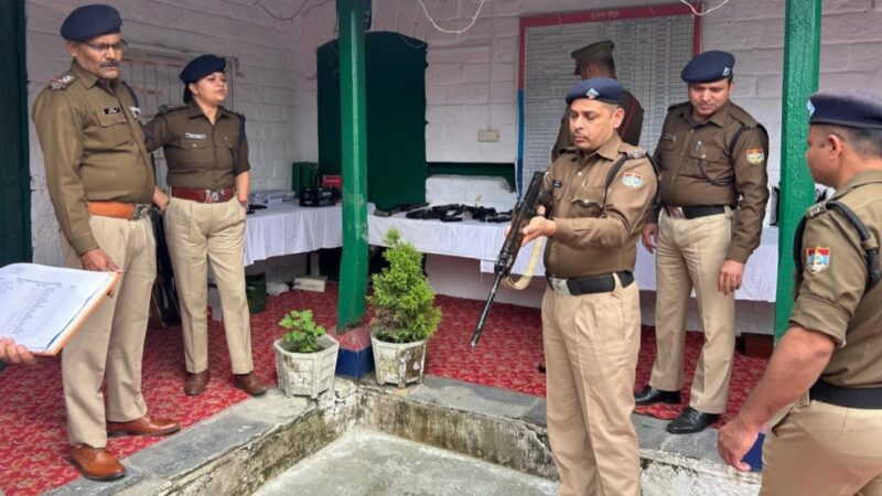 क्षेत्राधिकारी कोटद्वार ने किया गया कोतवाली लैंसडाउन का अर्द्धवार्षिक निरीक्षण