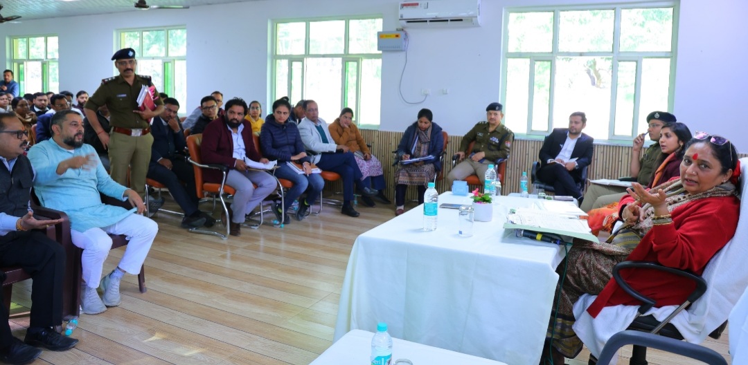 नागरिकों की शिकायतों का संवेदनशीलता के साथ समाधान करें विभाग- विधानसभा अध्यक्ष