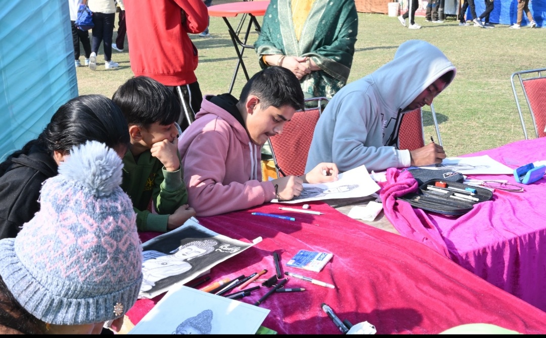 रोटरी स्वर्ण जयन्ती नव वर्ष मेला के द्वितीय दिन विभिन्न प्रतियोगिताओं का हुआ आयोजन