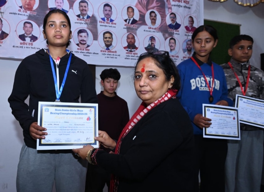 विधानसभा अध्यक्ष ने विजेता बॉक्सरों को किया पुरुस्कृत