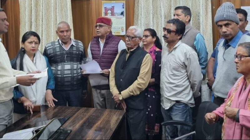 कांग्रेस ने विभिन्न मांगों को लेकर राज्यपाल को भेजा ज्ञापन