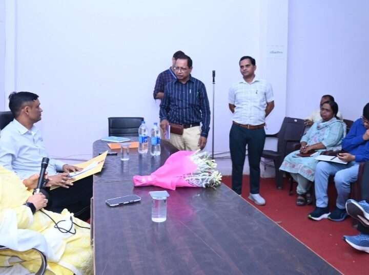 मानसून से पूर्व सभी विभाग पूरी तत्परता से करें तैयारी, जनसुरक्षा में किसी प्रकार की लापरवाही बर्दाश्त नहीं होगी – ऋतु खण्डूडी भूषण