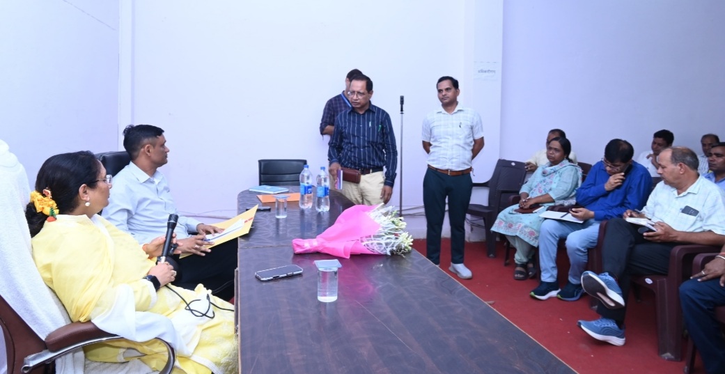 मानसून से पूर्व सभी विभाग पूरी तत्परता से करें तैयारी, जनसुरक्षा में किसी प्रकार की लापरवाही बर्दाश्त नहीं होगी – ऋतु खण्डूडी भूषण