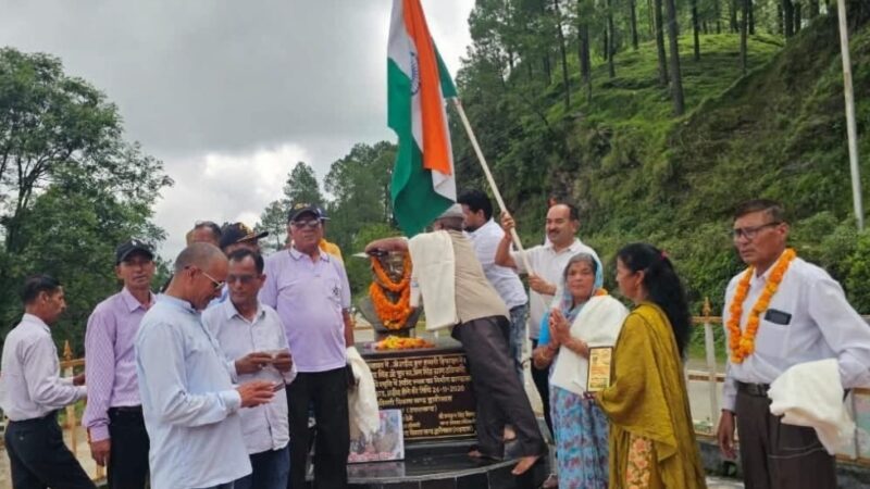 यमकेश्वर में कांग्रेसियों ने कारगिल विजय दिवस पर शहीदों को दी श्रद्धाजंली