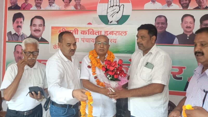 बलबीर सिंह रावत के प्रदेश सचिव बनने पर कांग्रेसियों ने फूलमालाओं से किया स्वागत