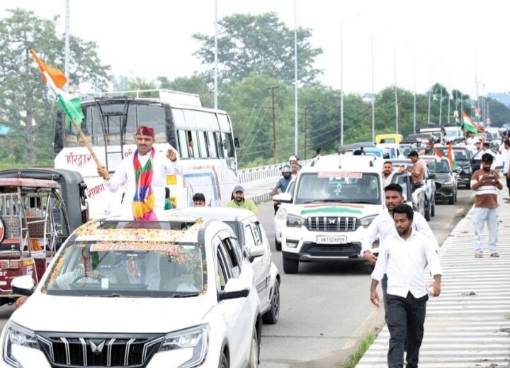 कोटद्वार में स्वतंत्रता दिवस पर निकली विराट तिरंगा कार रैली ने दिया राष्ट्रवाद और विरासत संरक्षण का संदेश