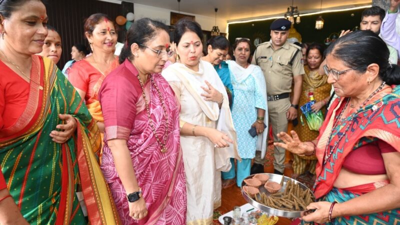 सैनिक भाइयों के साथ रक्षाबंधन कार्यक्रम में शामिल हुईं विधानसभा अध्यक्ष ऋतु खण्डूडी भूषण
