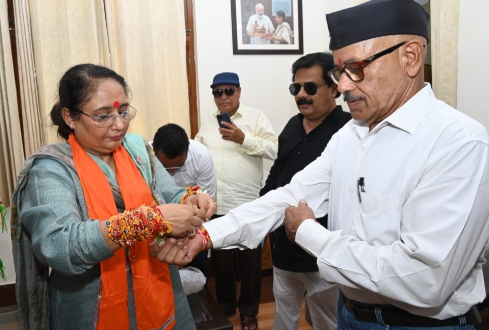 कोटद्वार क्षेत्रवासियों के साथ विधानसभा अध्यक्ष ऋतु खण्डूडी भूषण ने मनाया रक्षा बंधन