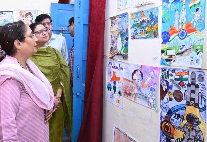 “मेरे सपनों का भारत” कार्यक्रम में विद्यार्थियों ने चित्रों एवं निबंधों के माध्यम से प्रस्तुत किए विकसित भारत के सपने