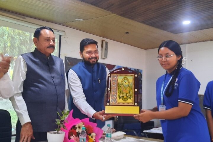 वन्य जीव सप्ताह के अंतिम दिन विजेता विद्यार्थी हुए पुरस्कृत