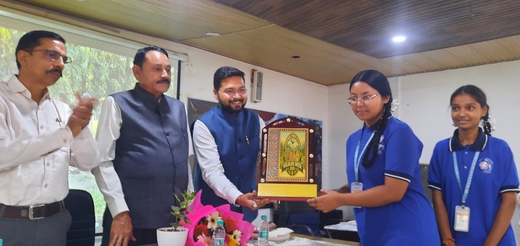 वन्य जीव सप्ताह के अंतिम दिन विजेता विद्यार्थी हुए पुरस्कृत