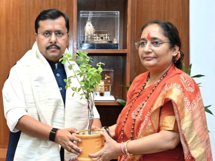 उत्तराखंड विधानसभा अध्यक्ष ऋतु खण्डूडी भूषण ने भाजपा के राष्ट्रीय अध्यक्ष नितिन नवीन से की शिष्टाचार भेंट