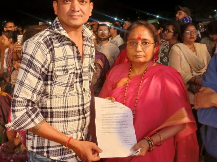 आमपड़ाव क्षेत्र की समस्याओं के समाधान को लेकर पत्रकार नितिन अग्रवाल ने सौंपा विधानसभा अध्यक्ष को ज्ञापन